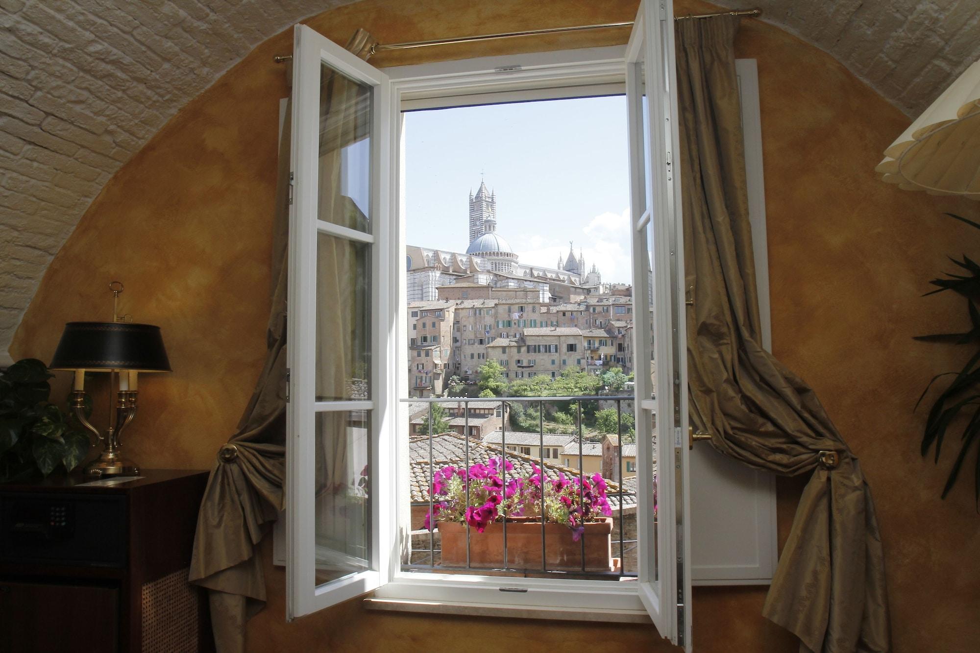 Residenza d'Epoca Campo Regio Relais Bed and Breakfast Siena Buitenkant foto