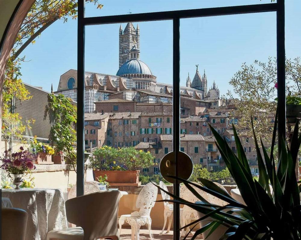 Residenza d'Epoca Campo Regio Relais Bed and Breakfast Siena Buitenkant foto