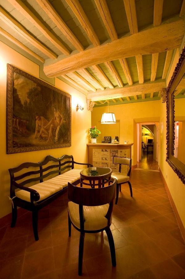 Residenza d'Epoca Campo Regio Relais Bed and Breakfast Siena Buitenkant foto